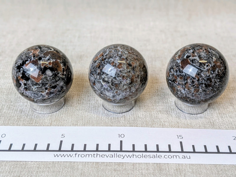 Yooperlite Spheres